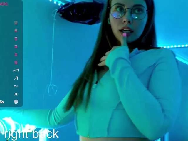 BongaCams -VikkiL0vesCheese- is Freechat -VikkiL0vesCheese- — Sense of humor ... And when you have cheese for me..)))))